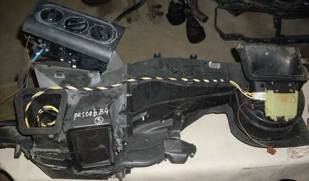 Воздуховод печки, шахта, корпус отопителя гольф, пассат, ауди, шкода