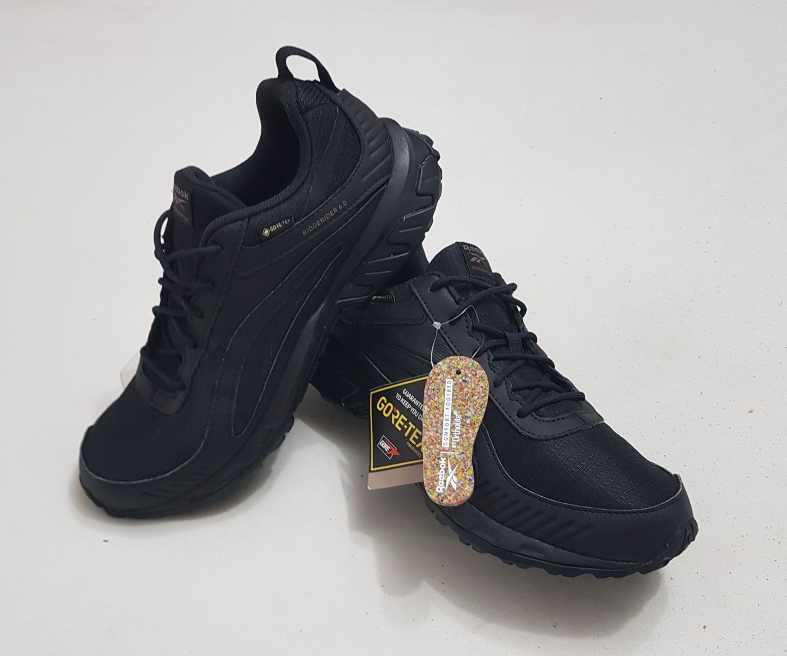 Ghete REEBOK Ridgerider 6 GORE-TEX Negru trekking  running nr 42, 5 EU