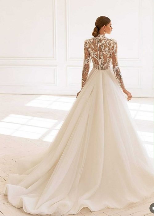 Rochie de mireasa (stil arabesc)