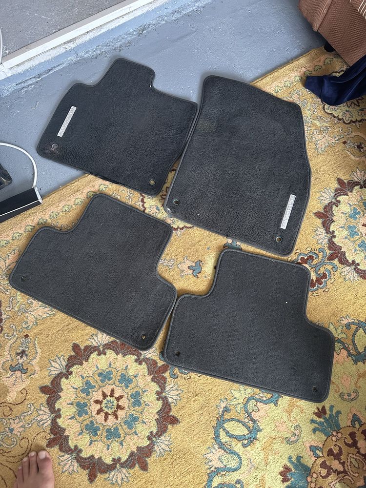 vand covorase mocheta originale range rover evoque