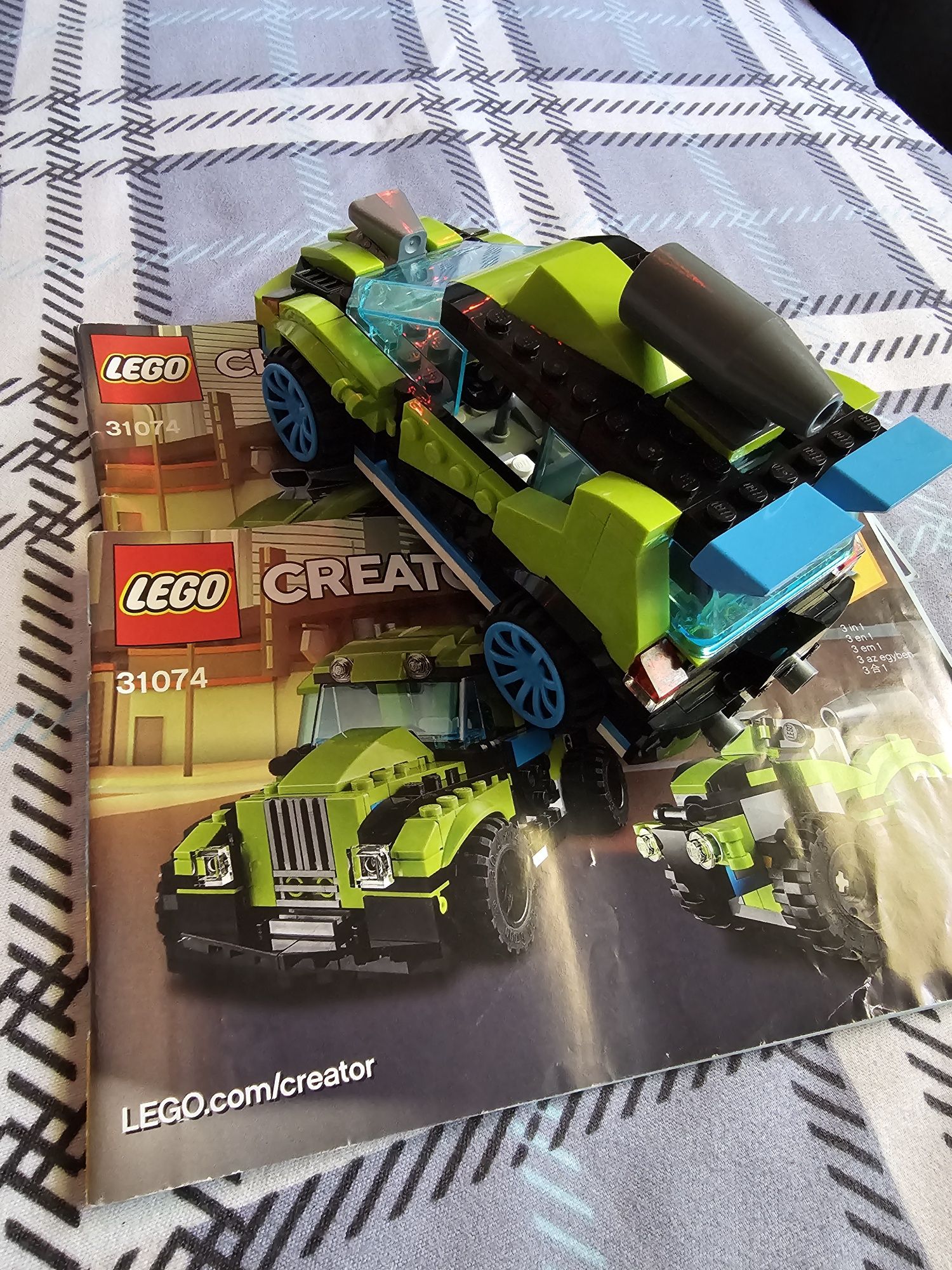 Lego creator 3 în 1 31074