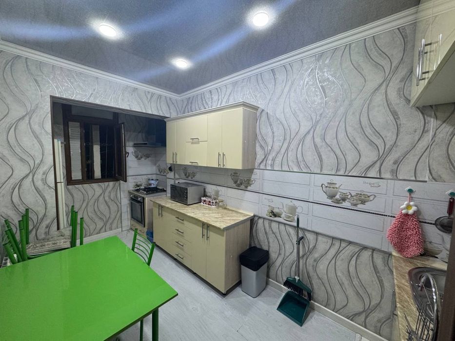 Ijaraga xona. Xalqlar dostligi