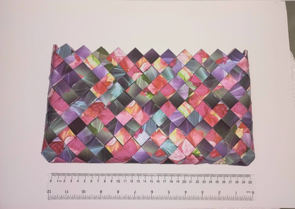 Geantă tip plic lucrat manual, 30/18 cm, unicat