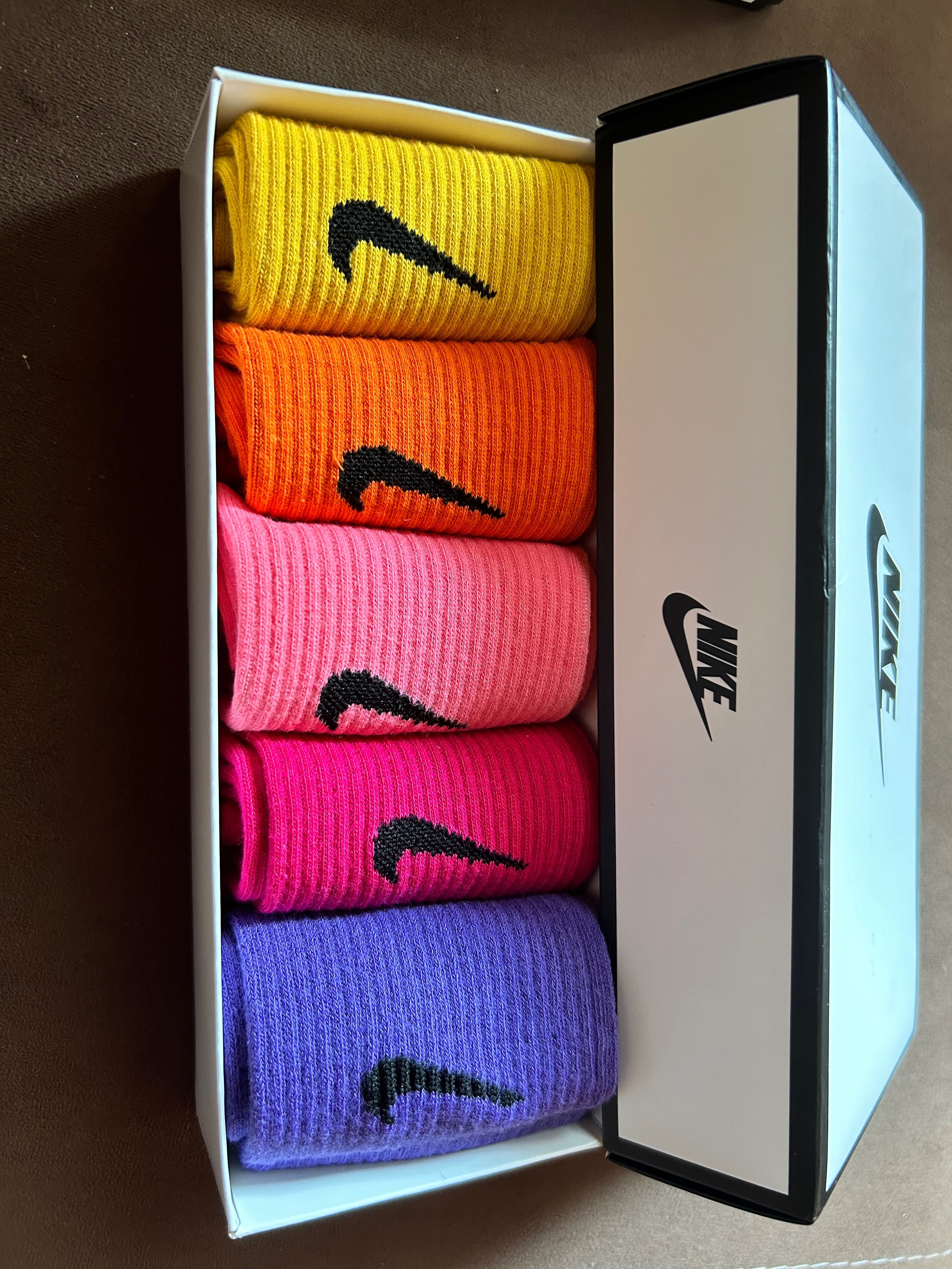 Чорапи Nike Unisex 38-40 номер