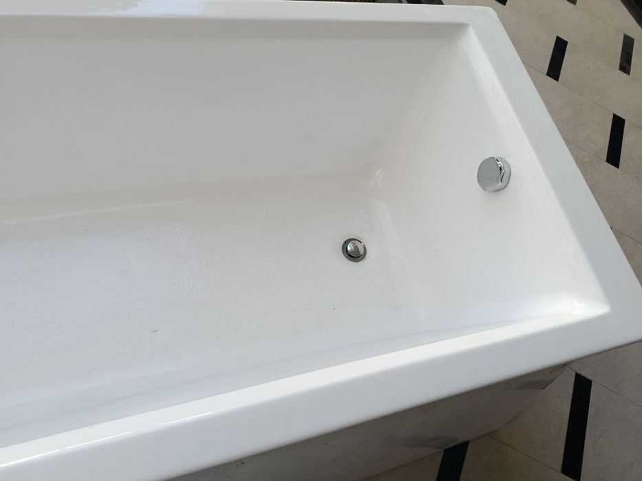 Продам ванну почти новый