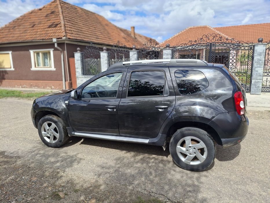 Vând Duster 1.5 Disel 4×2