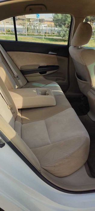 Автомобиль Honda Accord