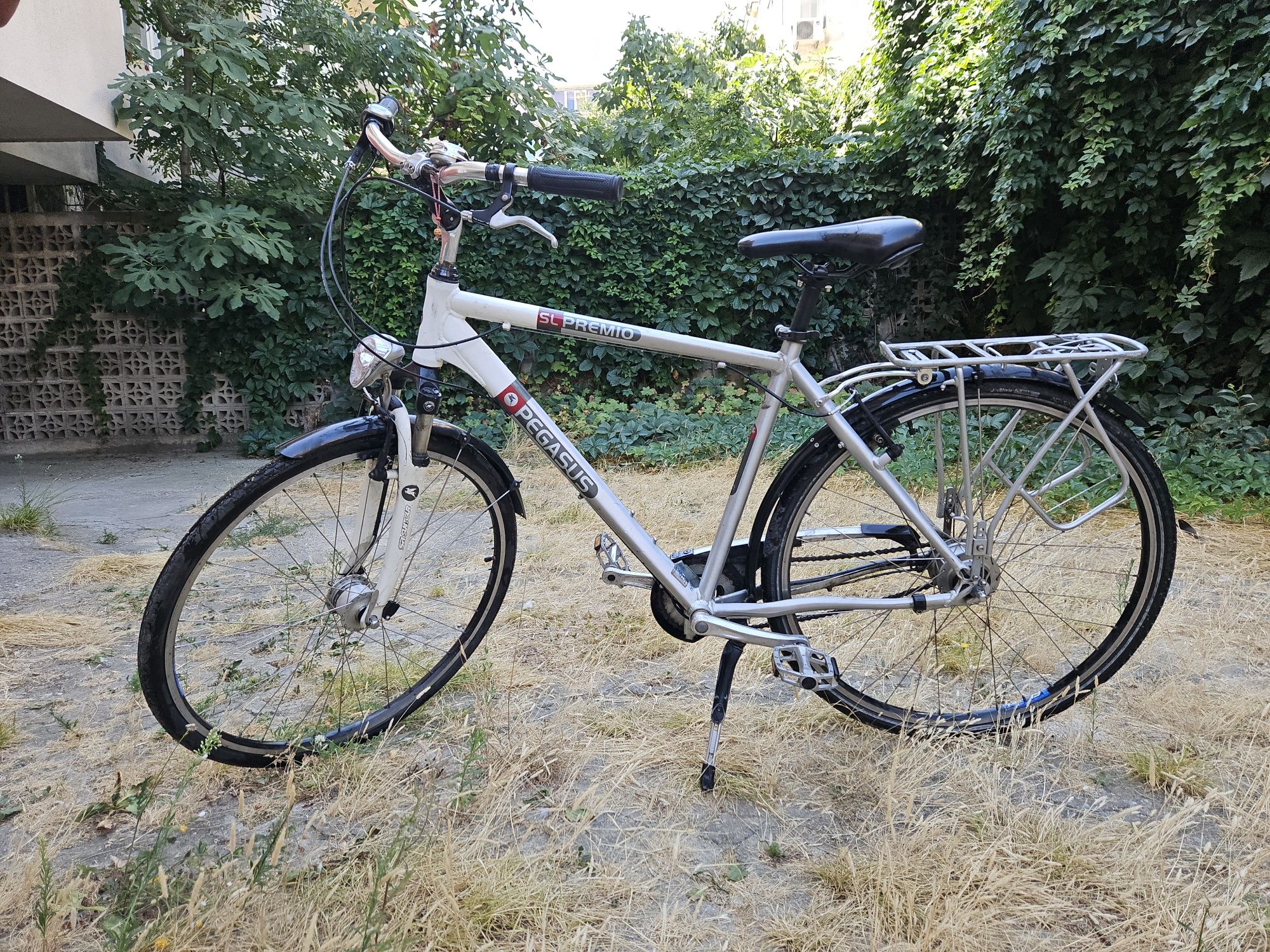 Продавам мъжко колело Pegasus Premio SL