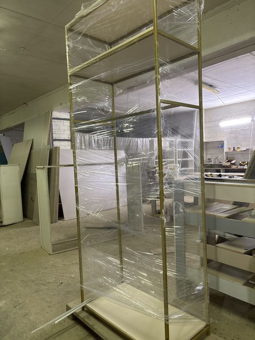 Продам рейл , вешалку