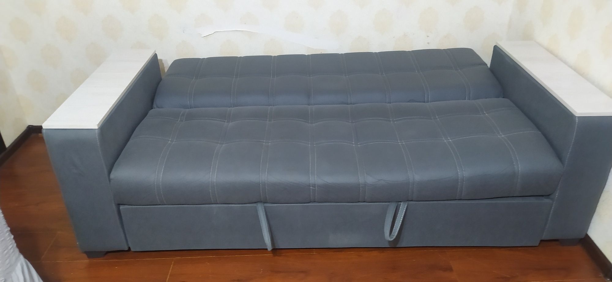 Продам диван с креслами раскладной