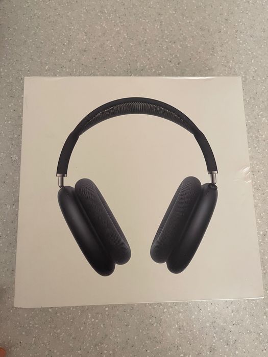 AirPods Max наушники