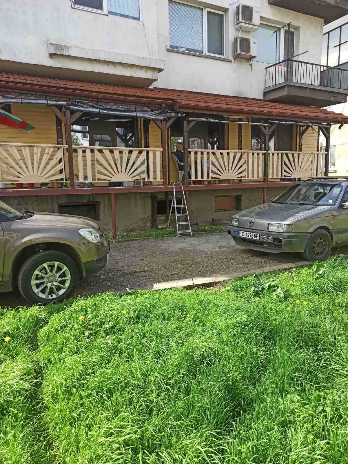 Дървен парапет масив