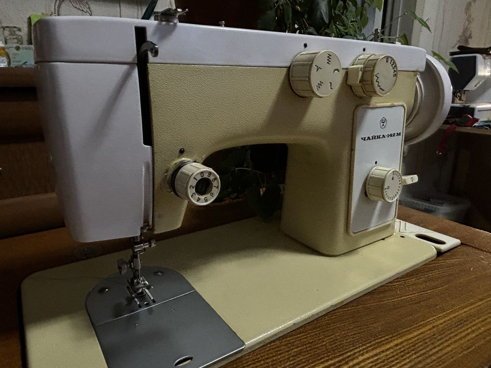 Швейная машина «Чайка 142М»