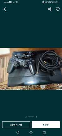 PlayStation super slim 3 cu 2 controlere + 3jocuri