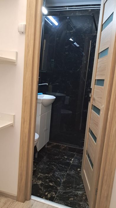 Închiriez în regim hotelier Garsonieră în Târgu Mureș car
