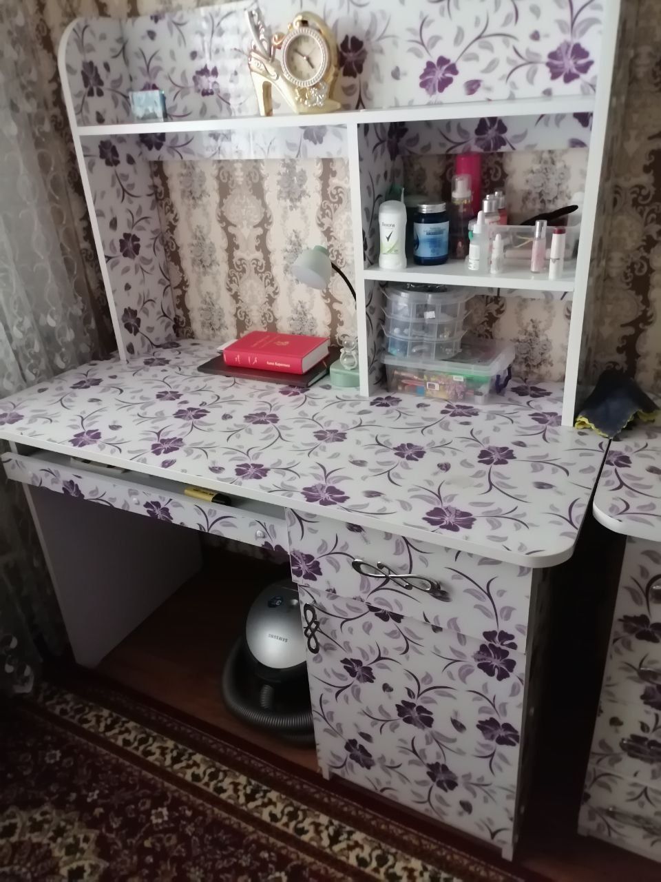 Продаётся мебель комплектом