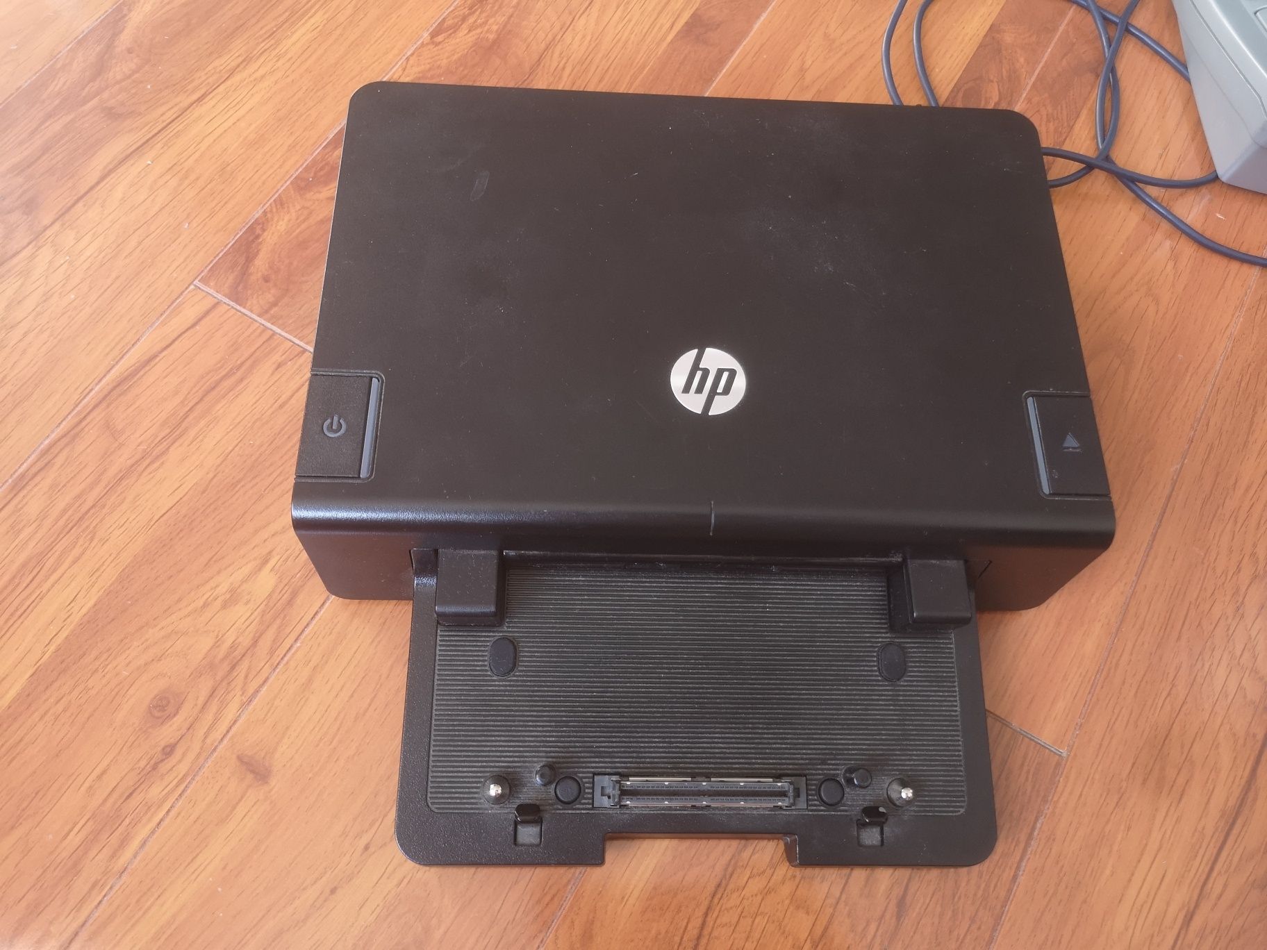 Docking Station HP 230W, compatibil seria 8XXX / 6XXX