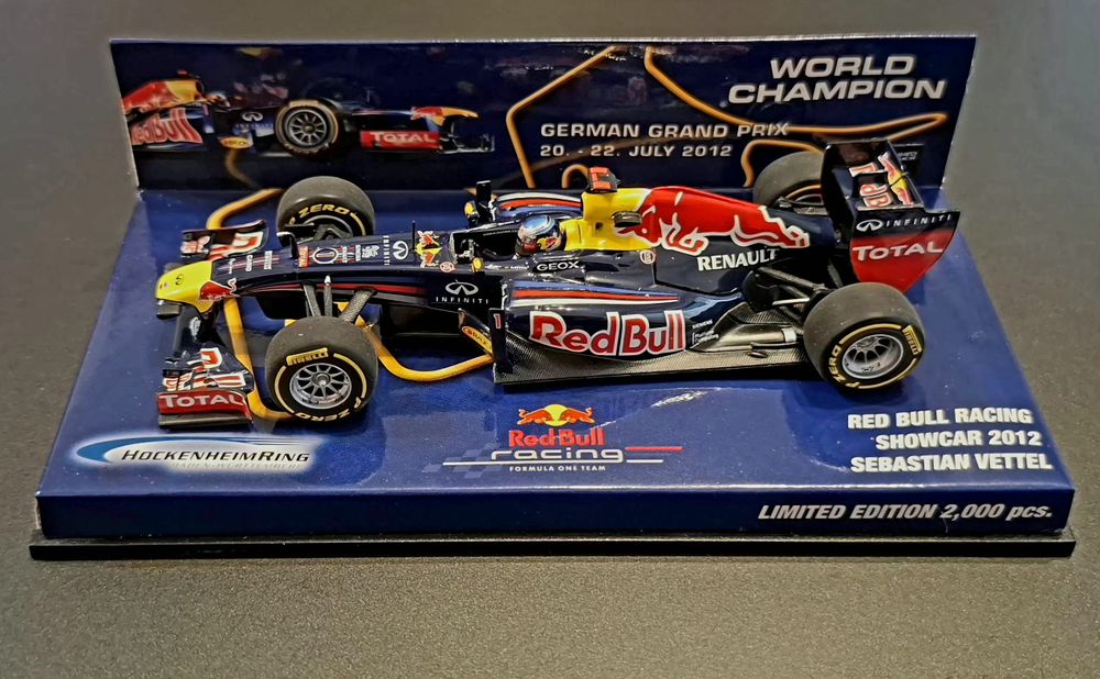 Red Bull Racin F1 Sebastian Vettel 1/43 Minichamps