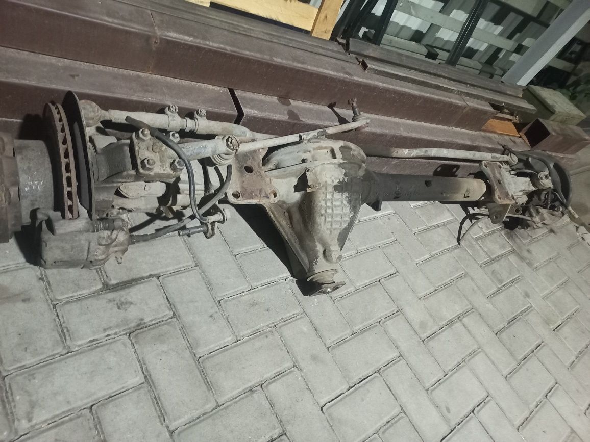 Продам передний мость и раздатку