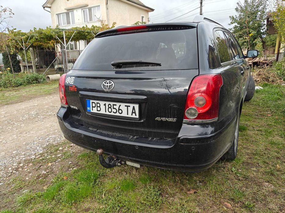 Toyota Avensis, комби, кожа, два комплекта гуми