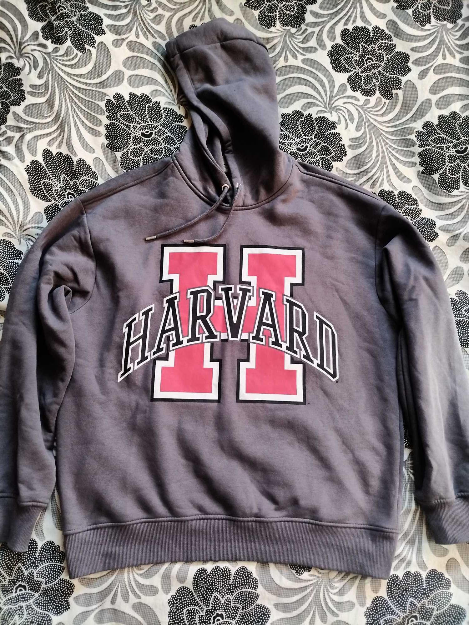 Нов суичър Harvard
