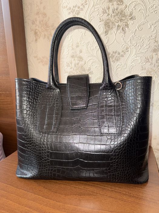 Сумка кожаная черная