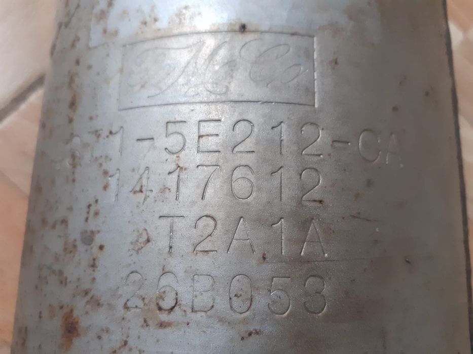 Vând Catalizator de Ford Mondeo