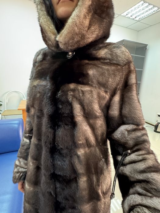 Продам норковую шубу!