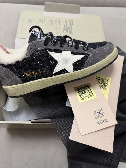 Кроссовки женские golden goose