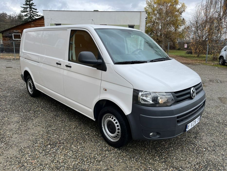 Volkswagen Transporter T5 2.0 TDI, an 2013, 140 CP, model lung