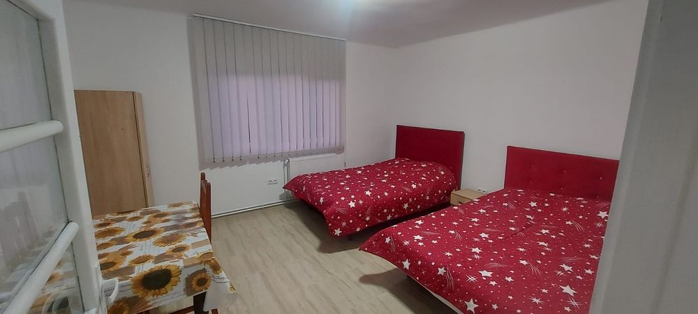 Vand CASA renovata teren mare aproape de Tg. Mures
