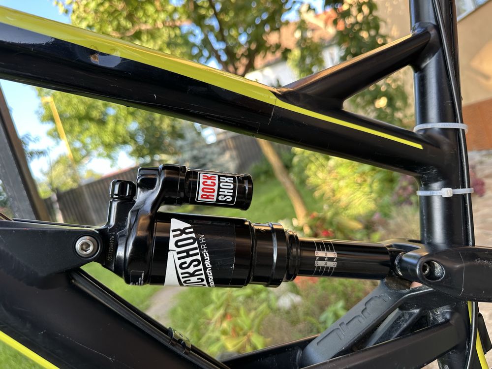 bicicleta YT Capra M