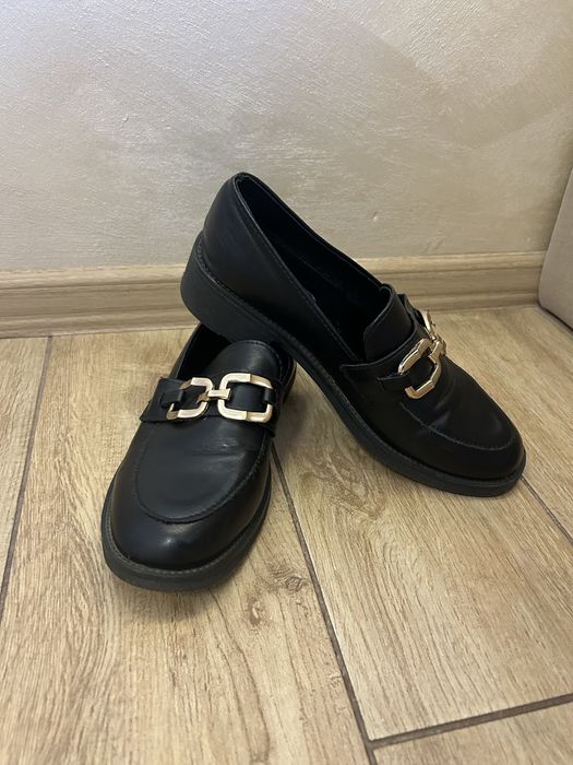 Лоуфъри Answear Lab 37 номер