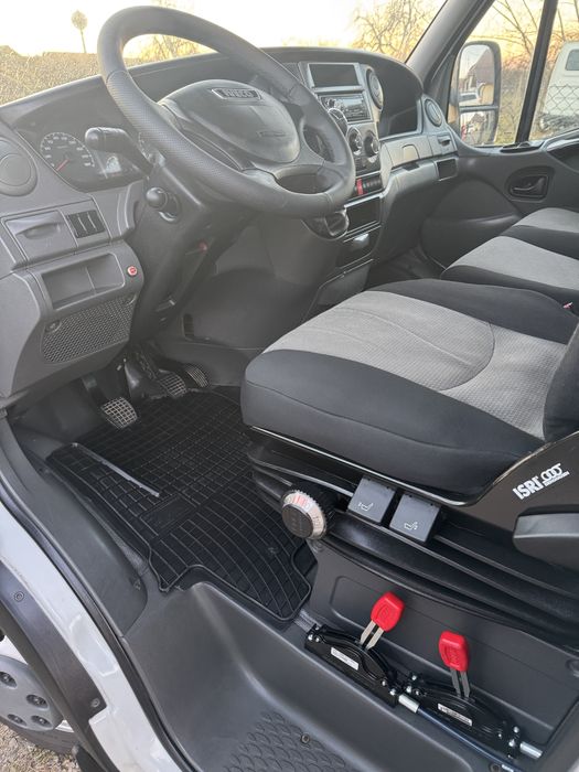 Vand iveco Daily 35c15 Basculabil pe cutie-2013-Spania