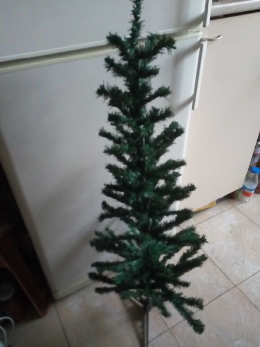 сглобяема коледна елха