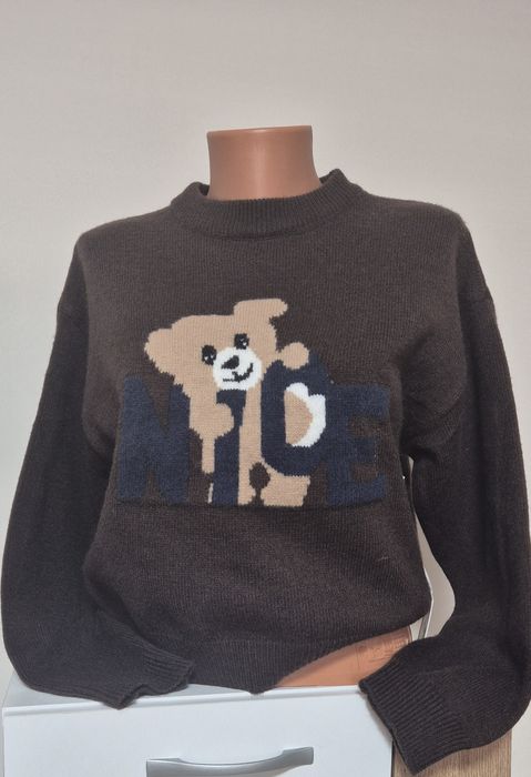 Пуловер с мече-универсал