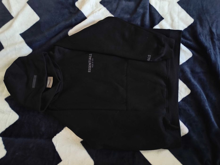 Hanorac Essentials Fear of God