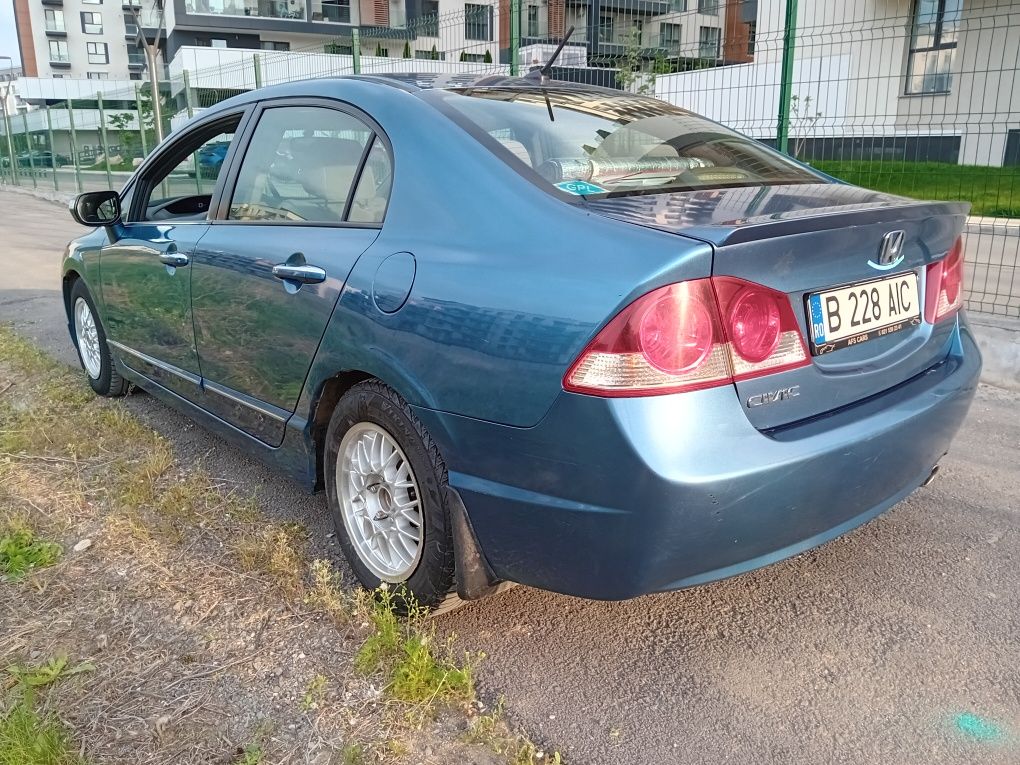 Honda Civic Sedan Automat Hybrid+Gpl proprietar