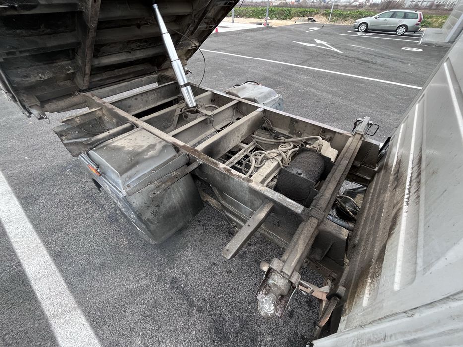 Mercedes Sprinter basculabil cu 7 locuri 2002