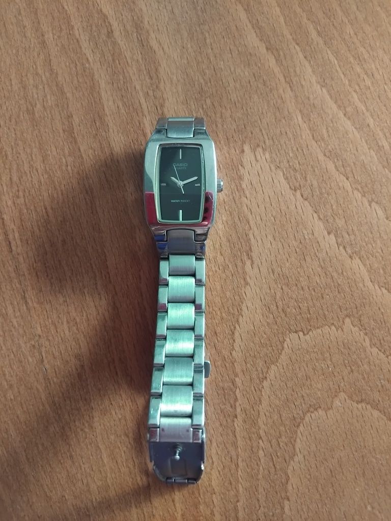 Дамски часовник  Casio и Casio sheen