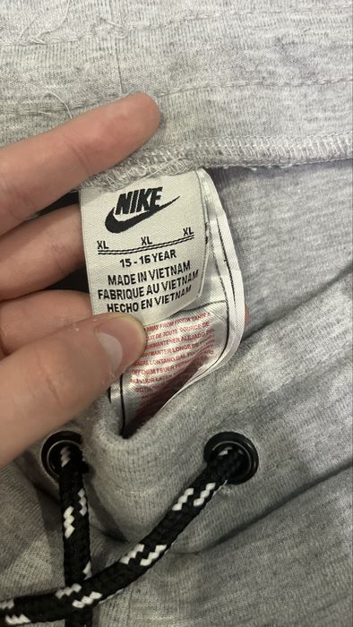Nike tech долнище 15-16г.
