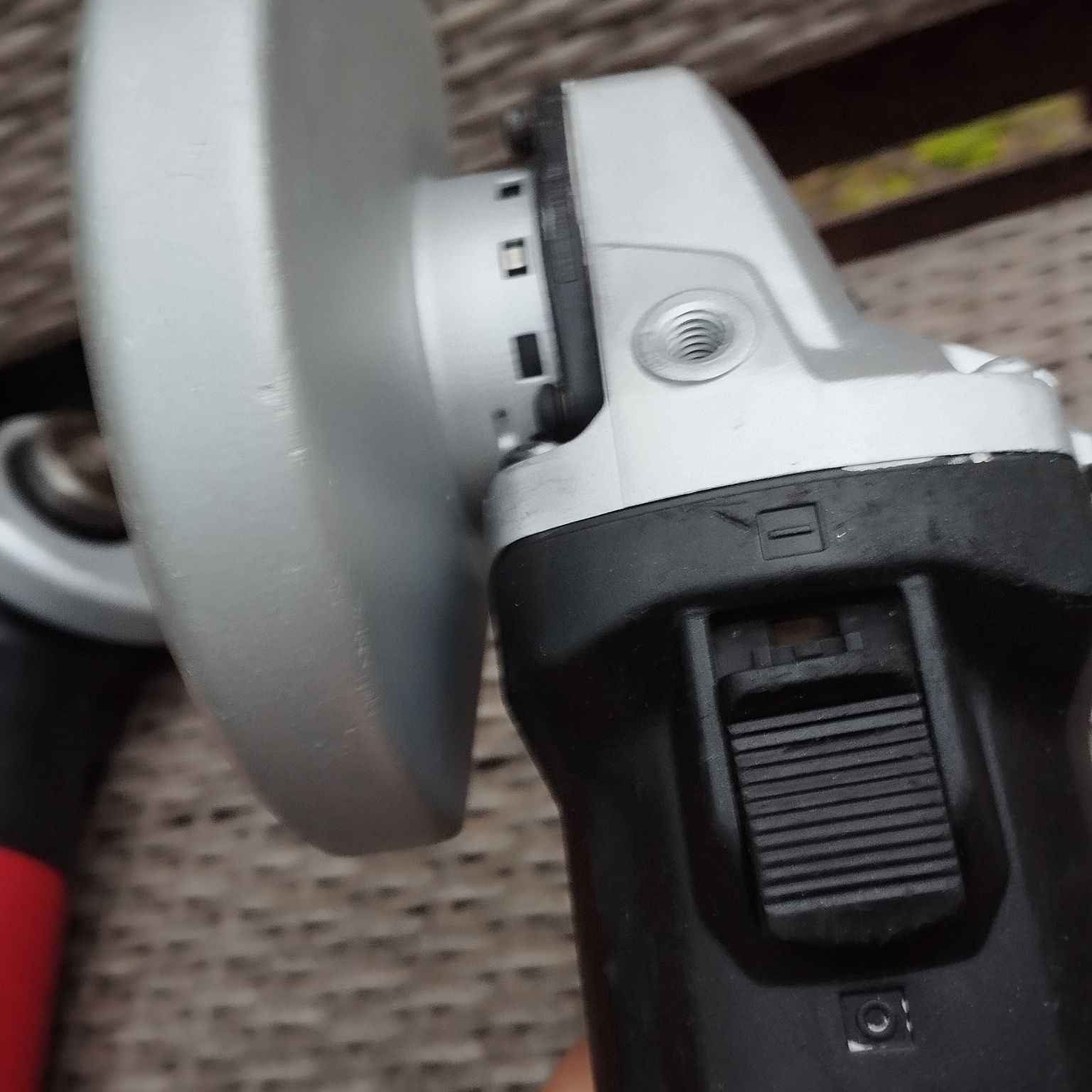 Ъглошлайф FLEX LE 9-11 125 със обороти