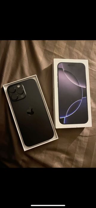 продается iPhone.07