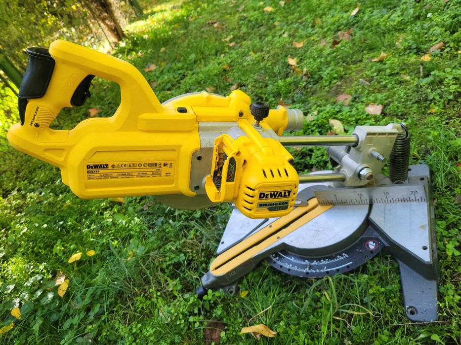 Пендула на БАТЕРИЯ 54в DeWALT DCS777 миксер на батерия, зелен лазарен