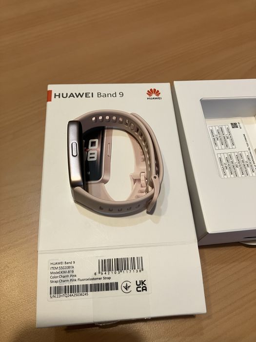 Чисто нов розов смарт часовник Huawei Band 9