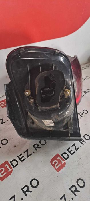 Stopuri VW Golf 5 Plus / stop stanga stop dreapta cu LED