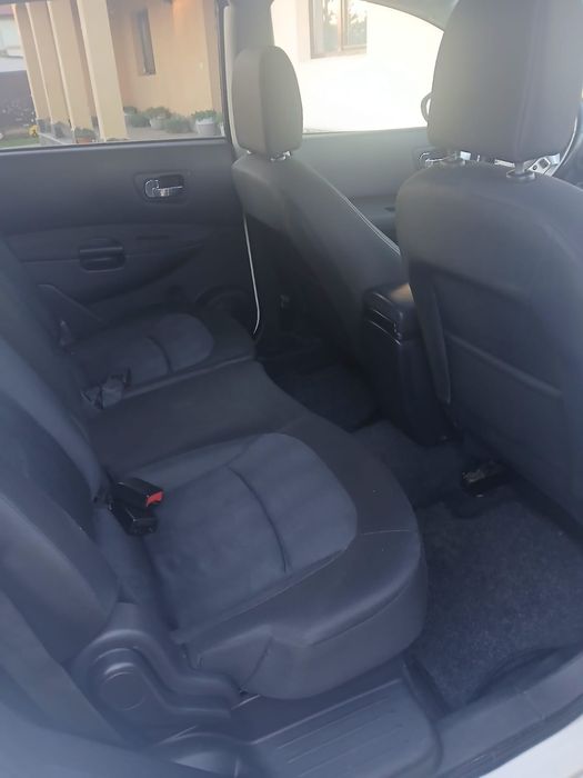 Nissan Qashqai+2 2012