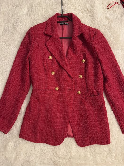 Чисто нов блейзър