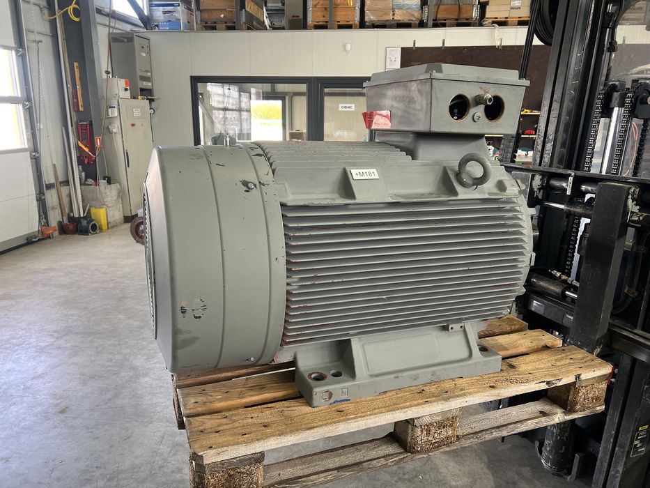 Ел.двигател 200 кВ 1450 об LONNE/електродвигател