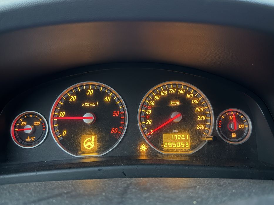 2004 Opel Signum 1.9 CDTI